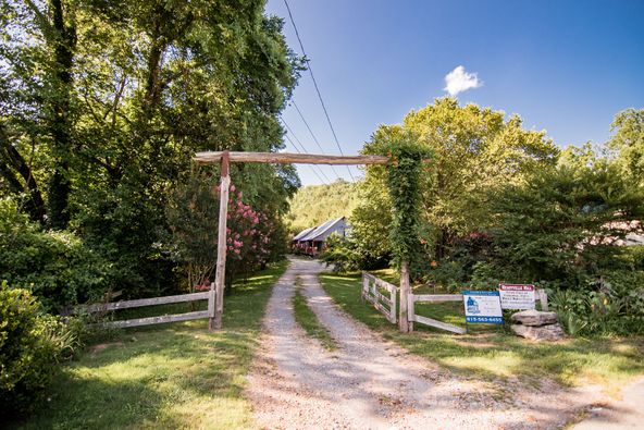 The Readyville Mill: 5418 Murfreesboro Rd, Readyville, TN 37149